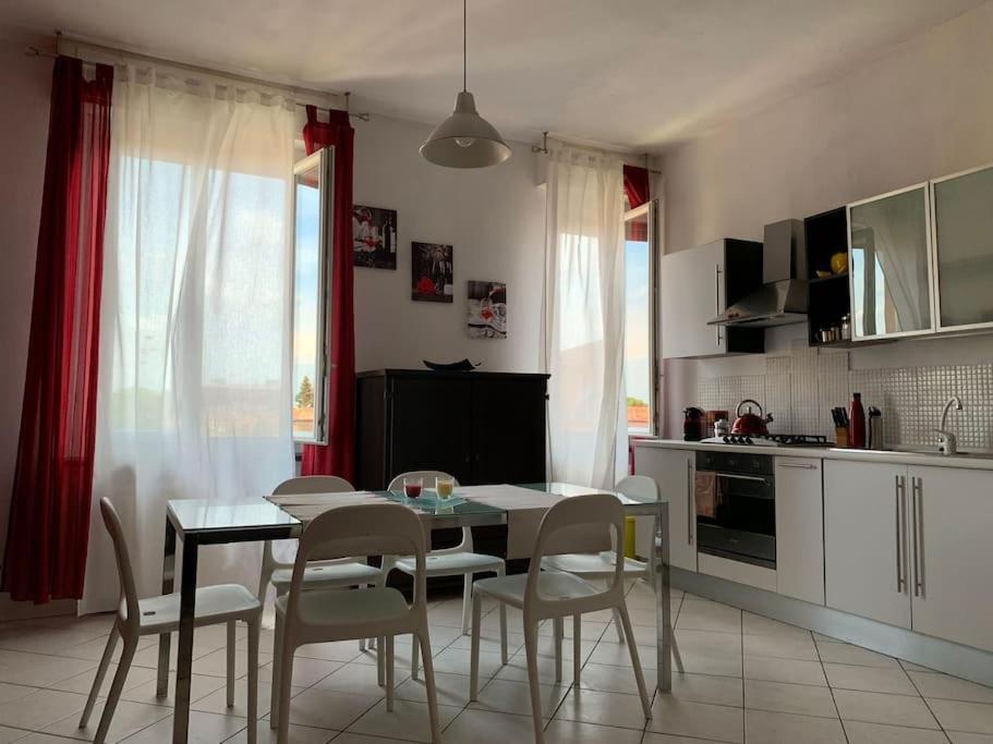 Appartamento Incantevole A Parme Extérieur photo